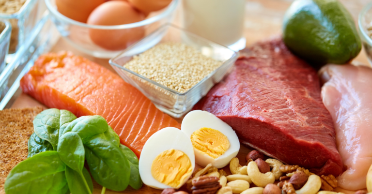 Felfekvés megelőzését segítő tápláló ételek, fehérjében és vitaminokban gazdag étrend